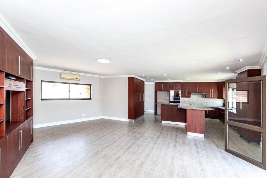 6 Bedroom Property for Sale in Dorchester Heights Eastern Cape